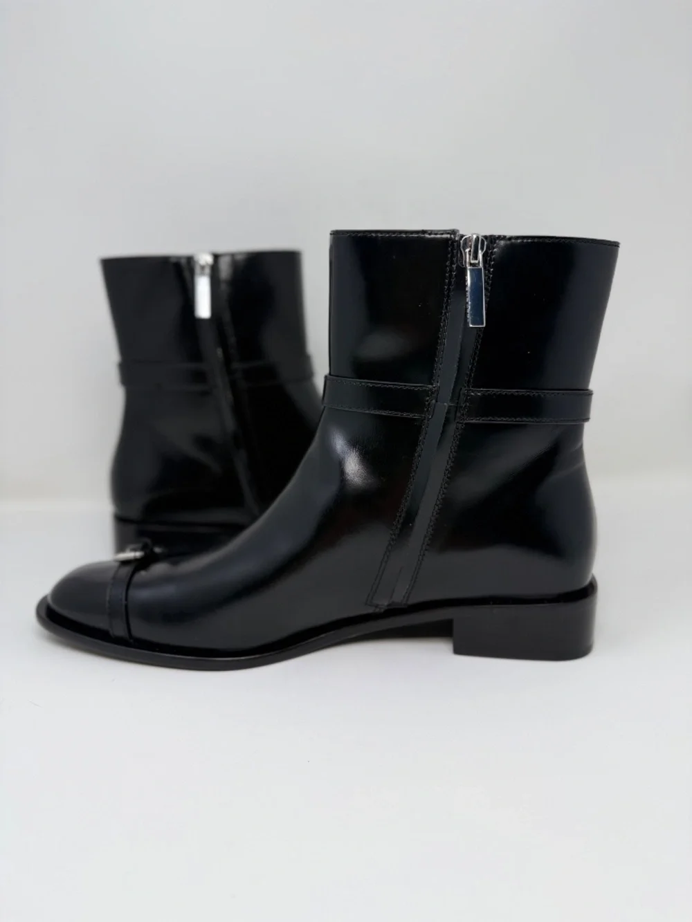 New Tory Burch Runway Multi Buckle Ankle Boot Perfect Black Sz 10
